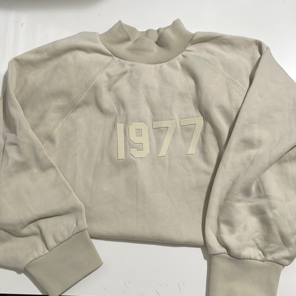 Fear of God Essentials 1977 Crew neck Sweatshirt